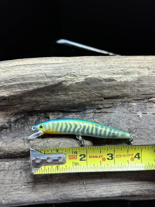 Sunset Jerk Bait 4-6 Feet Dive