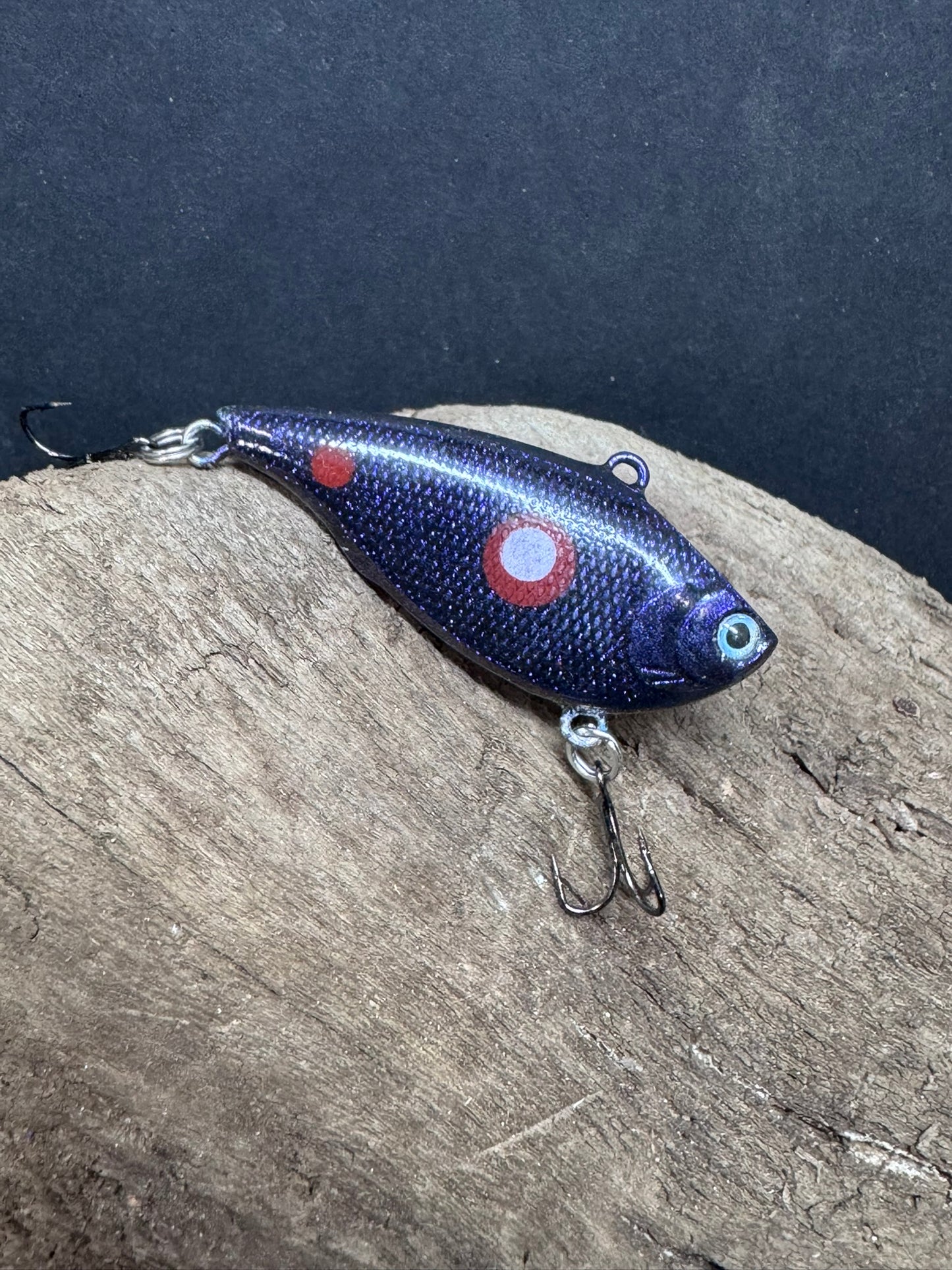 Lipless Crank Bait