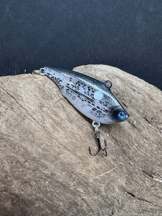 Lipless Crank Bait