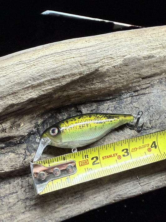 Yellow Grass Jerk Bait 4-6 Feet Dive